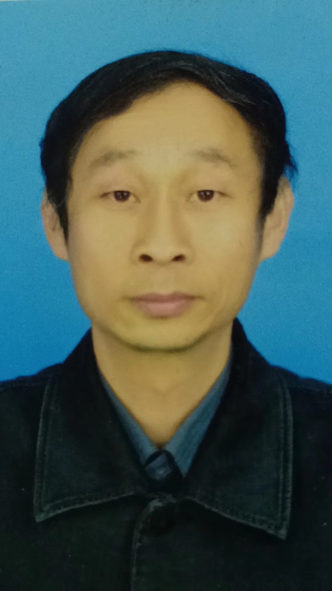胡长胜系外网简历照片.jpg 胡长胜系外网简历照片.jpg